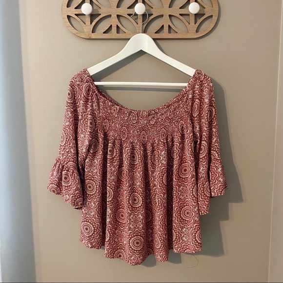 Altar'd State Geometric Off-Shoulder Top Pink. Sz Medium - Picture 1 of 8